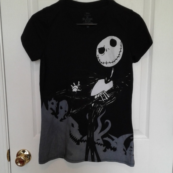 Disney Tops - Disney t shirt the nightmare before Christmas sz m